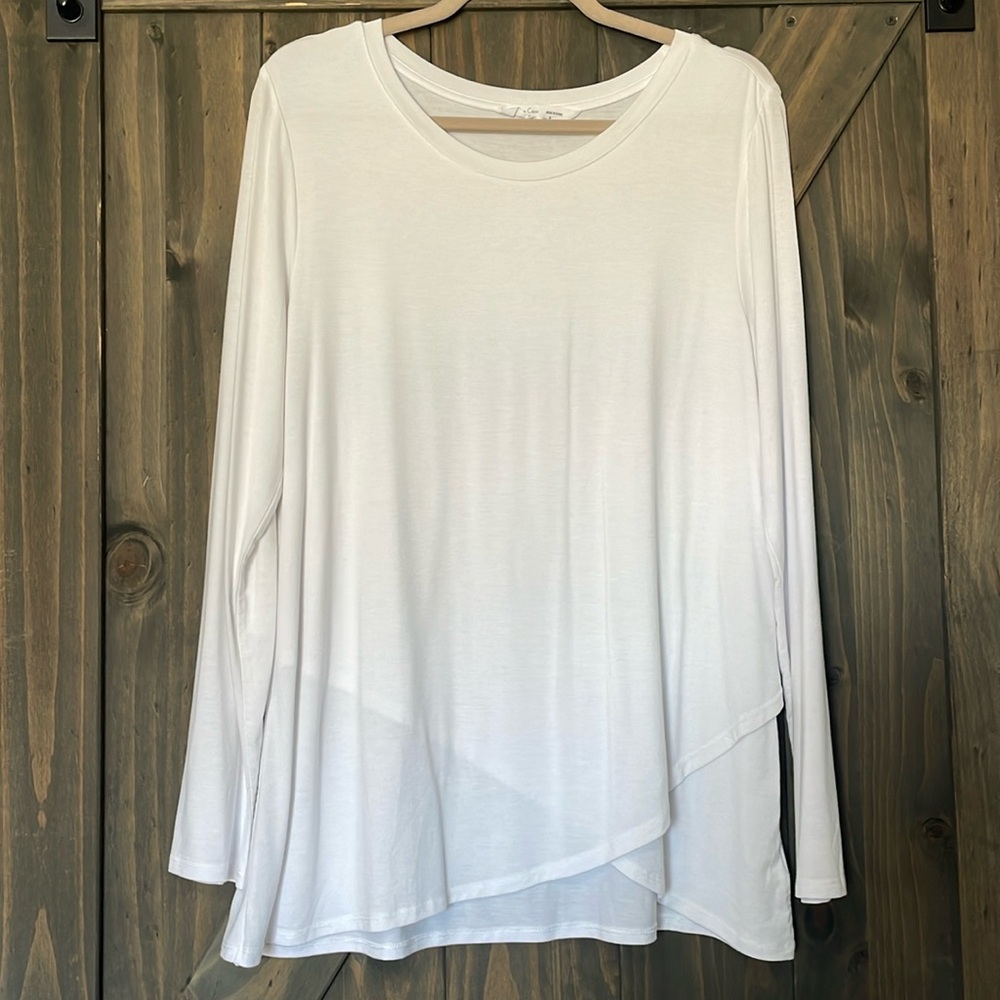 Favorite Cross Front Tee